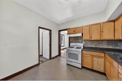 43 High Street #1, Poughkeepsie, NY 12601 - Photo 11