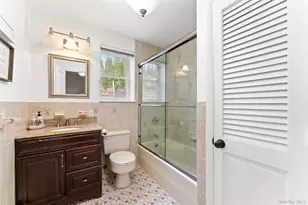 6 Hunting Ridge Rd, White Plains, NY 10605 - Photo 25