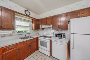 66 Henry Ave., Babylon, NY 11702 - Photo 19