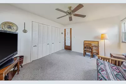 66 Henry Avenue, Babylon, NY 11702 - Photo 23
