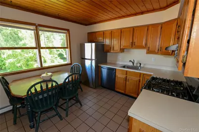 68 Post Street, Saugerties, NY 12477 - Photo 9