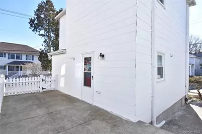213 Ashford Avenue, Dobbs Ferry, NY 10522 - Photo 19