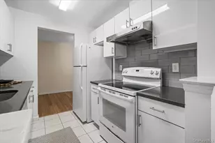 555 Central Park Ave, Scarsdale, NY 10583 - Photo 7