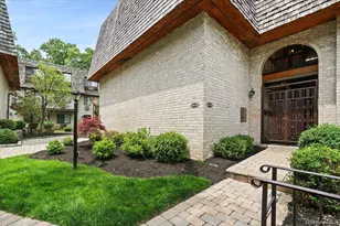 555 Central Park Ave, Scarsdale, NY 10583 - Photo 17
