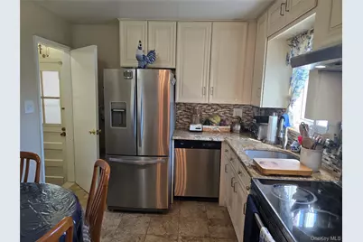 2127 Leighton Road, Elmont, NY 11003 - Photo 11