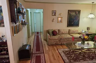 2127 Leighton Rd, Elmont, NY 11003 - Photo 5