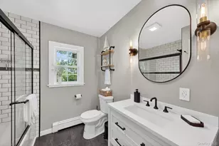 512 Riley Rd, New Windsor, NY 12553 - Photo 17