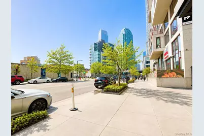 2218 Jackson Avenue #1006, Long Island City, NY 11101 - Photo 5