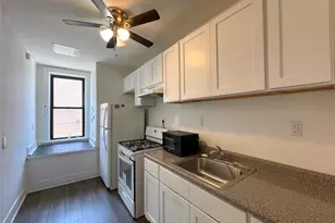 24602 Jericho Tpke, Floral Park, NY 11001 - Photo 3