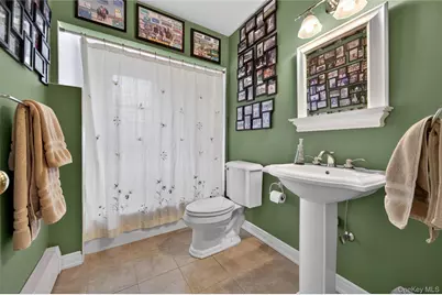 14 Mayfair Drive, Huntington, NY 11743 - Photo 15