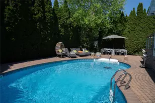 105 Lincoln Rd S, Plainview, NY 11803 - Photo 21