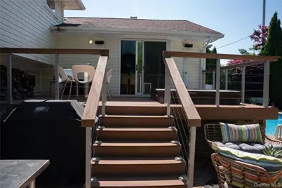 105 Lincoln Road S, Plainview, NY 11803 - Photo 11