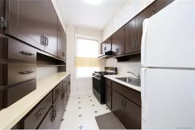 2118 E 27th Street, Brooklyn, NY 11229 - Photo 13