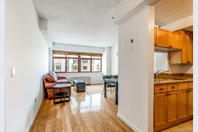 4-74 48th Avenue #4V, Long Island City, NY 11109 - Photo 1
