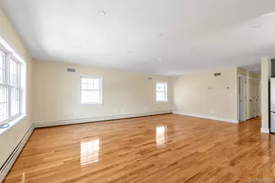247-13 139th Avenue, Rosedale, NY 11422 - Photo 3