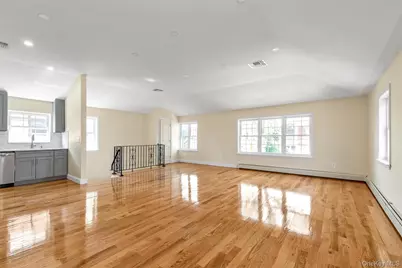 247-13 139th Avenue, Rosedale, NY 11422 - Photo 19