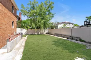 247-13 139th Ave, Rosedale, NY 11422 - Photo 21