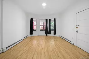 4384 Carpenter Ave, Bronx, NY 10466 - Photo 11
