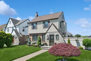 24-02 169th St, Whitestone, NY 11357 - Photo 3