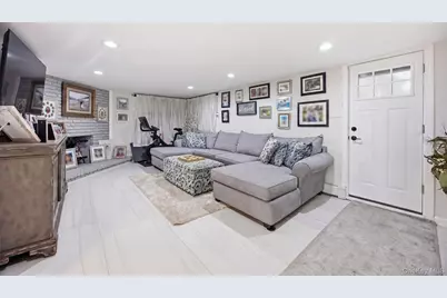 1700 White Street, North Bellmore, NY 11710 - Photo 21