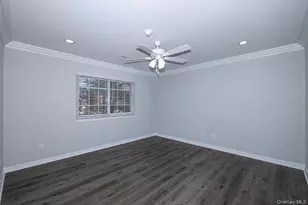 248 Lake Pointe Dr, Middle Island, NY 11953 - Photo 7