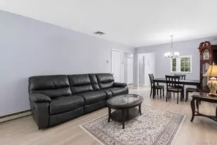 58 Hearthside Dr, Mount Sinai, NY 11766 - Photo 7