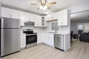 58 Hearthside Dr, Mount Sinai, NY 11766 - Photo 3