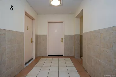 2023 Belmont Avenue #5C, Bronx, NY 10457 - Photo 13