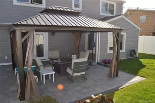 2393 Cooper Dr, East Meadow, NY 11554 - Photo 39
