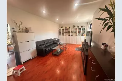 139-15 28 Road #6G, Flushing, NY 11354 - Photo 5