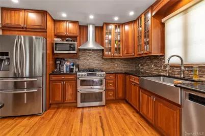56 New Street, Lynbrook, NY 11563 - Photo 7