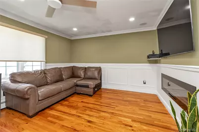 56 New Street, Lynbrook, NY 11563 - Photo 3