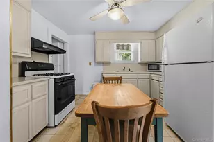 28 Cross St, Locust Valley, NY 11560 - Photo 11