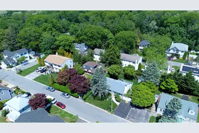 28 Cross Street, Locust Valley, NY 11560 - Photo 19