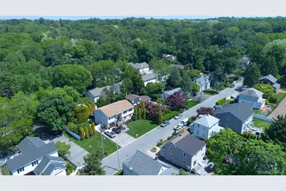 28 Cross Street, Locust Valley, NY 11560 - Photo 21