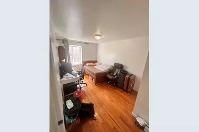 35-06 Leavitt Street #4F, Flushing, NY 11354 - Photo 3