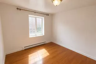35-06 Leavitt St, Flushing, NY 11354 - Photo 3