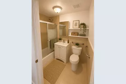 35-06 Leavitt Street #4F, Flushing, NY 11354 - Photo 9