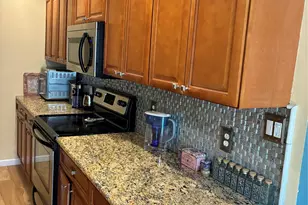 1006 Skyline Dr, Coram, NY 11727 - Photo 17