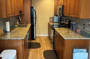 1006 Skyline Dr, Coram, NY 11727 - Photo 15
