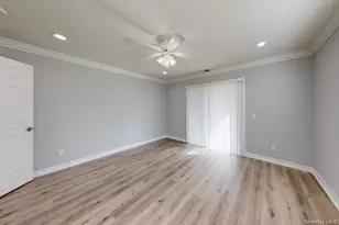 248 Lake Pointe Dr, Middle Island, NY 11953 - Photo 7