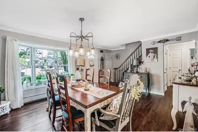 53 Mobrey Lane, Smithtown, NY 11787 - Photo 5