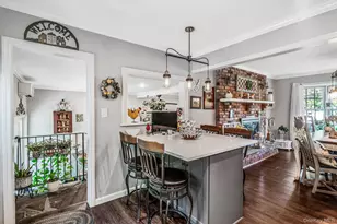 53 Mobrey Ln, Smithtown, NY 11787 - Photo 11