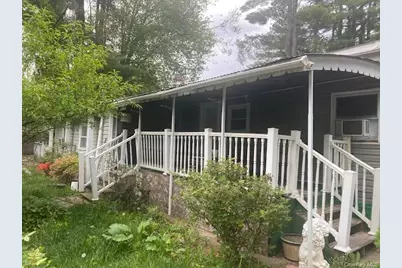 136 Quaker Rd Trailer Park, Pomona, NY 10970 - Photo 3
