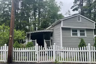 136 Quaker Rd Trailer Park, Pomona, NY 10970 - Photo 3