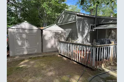 136 Quaker Rd Trailer Park, Pomona, NY 10970 - Photo 5