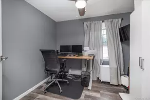 582 Washington Ave, West Hempstead, NY 11552 - Photo 7