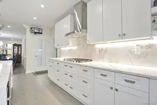 272 Quaker Rd, Pomona, NY 10970 - Photo 11