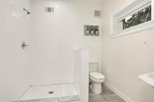272 Quaker Rd, Pomona, NY 10970 - Photo 15