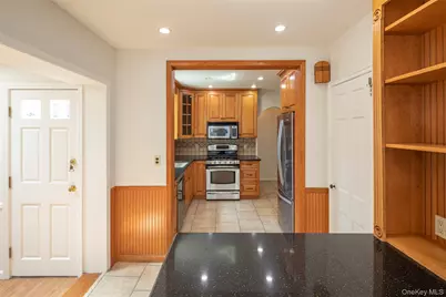 271 Read Avenue, Tuckahoe, NY 10707 - Photo 7